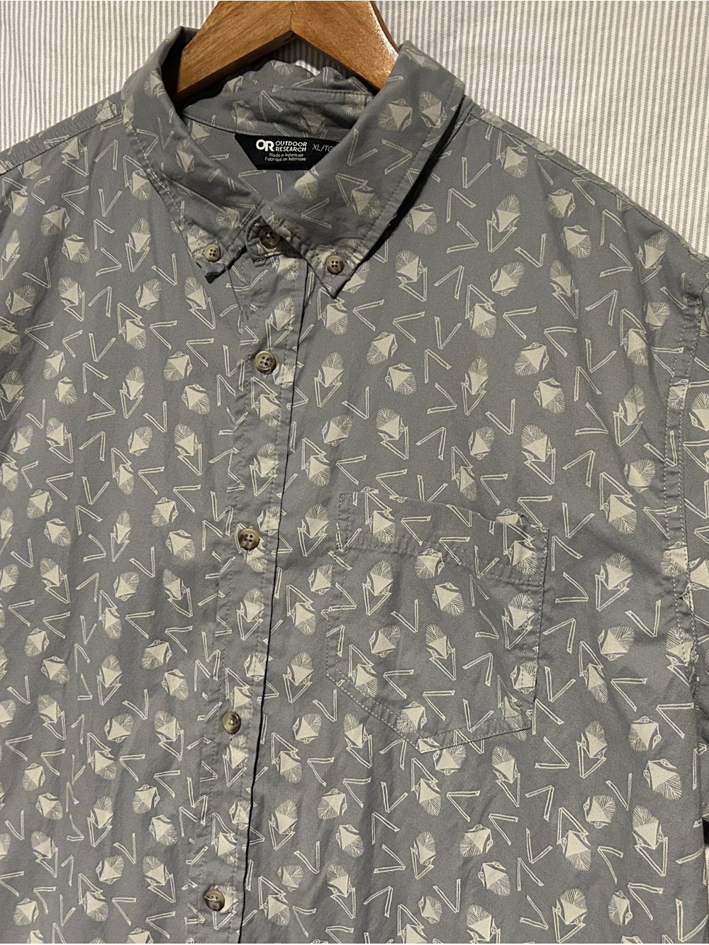 Outdoor Research Gray Casual Button-Down Shirt with Light Pattern